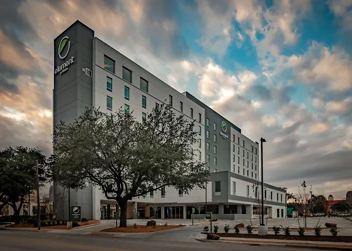 Element Dallas Downtown East